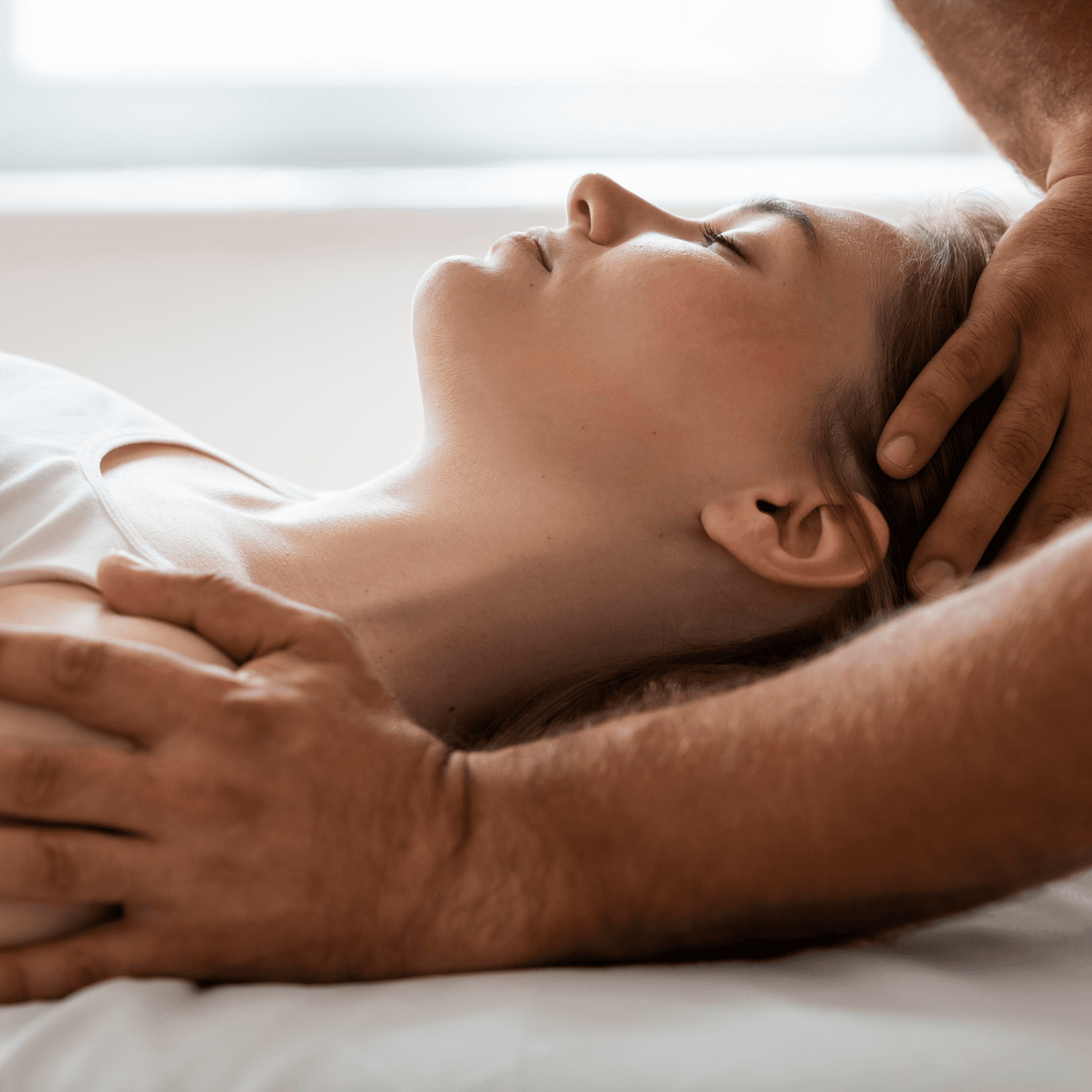 Terapevtska masaža vratu